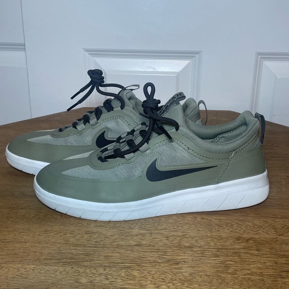Nike SB Nyjah Free 2 – Army Green/Black – Men’s Size 7